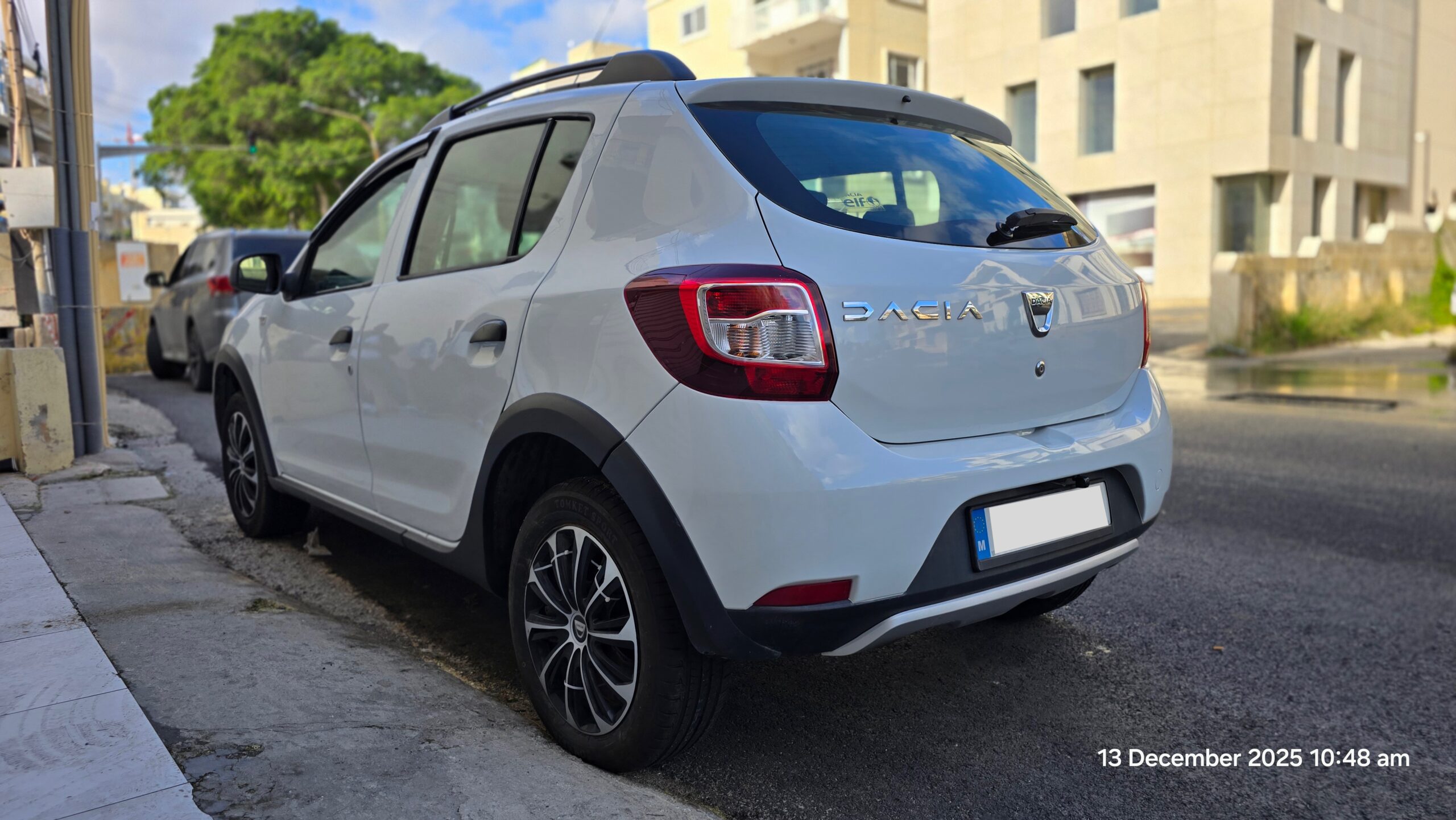 [SOLD] Dacia Sandero Stepway 2015 – Diesel