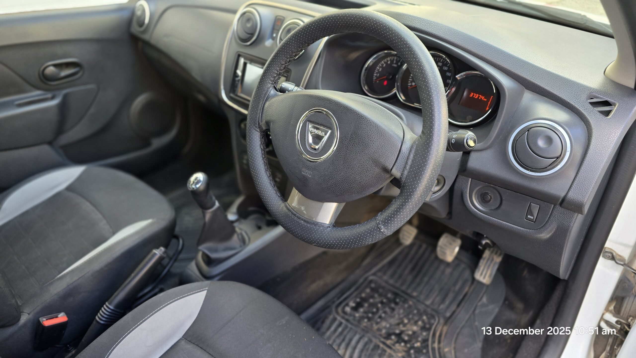 [SOLD] Dacia Sandero Stepway 2015 – Diesel