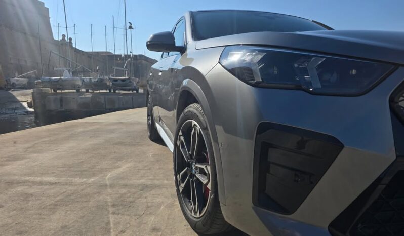 2025 BMW iX2 xDrive30 M Sport u2x / 72gm full