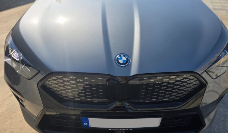 2025 BMW iX2 xDrive30 M Sport u2x / 72gm full